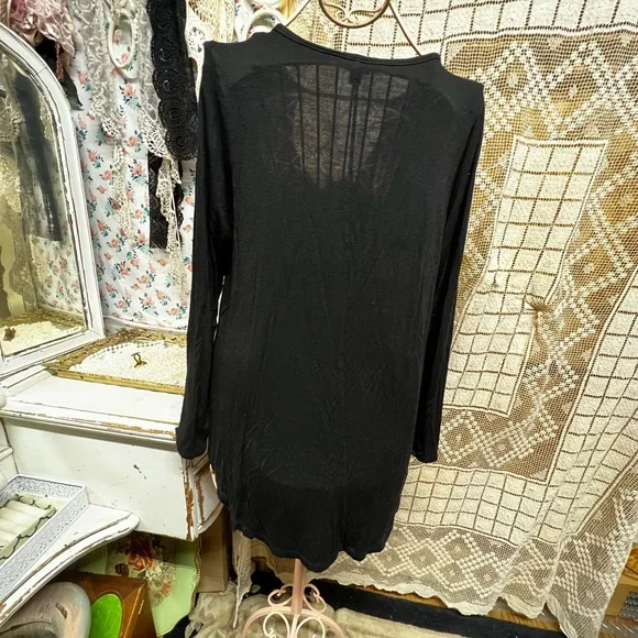 Torrid long sleeve tunic chocker shirt - Picture 3 of 5